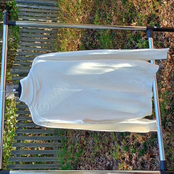 Paul Fredrick turtleneck - Picture 2 of 7